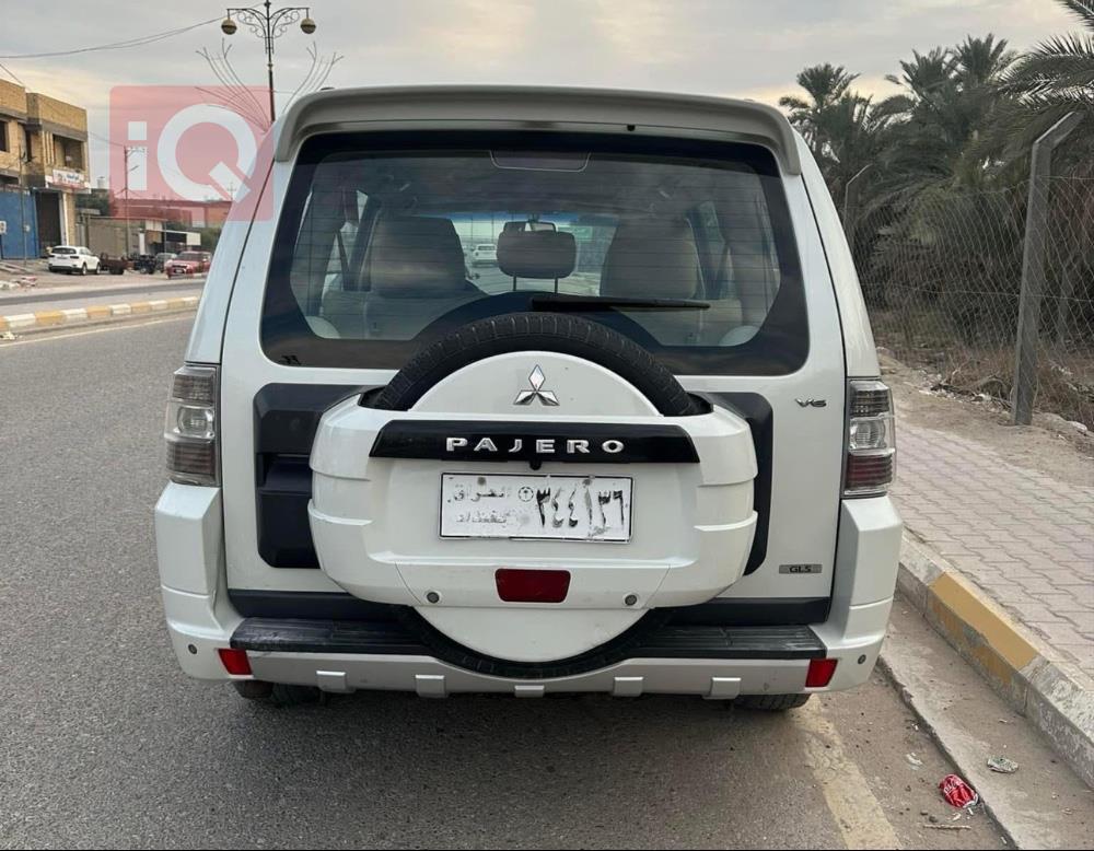 ميتسوبيشي باجيرو